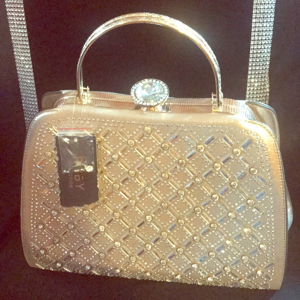 Rhinstones on-mind ... Elegant handbag